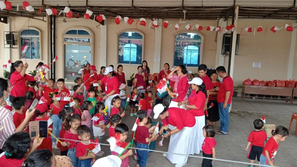 HUT RI ke-80 HKBP Perawang - Sekolah Minggu