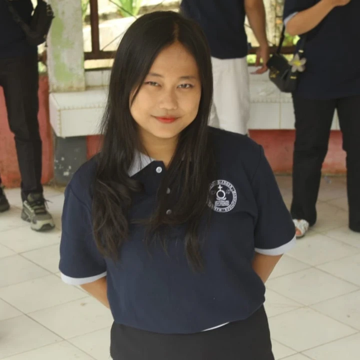 Rheyna Lumban Gaol